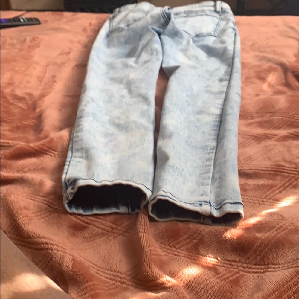 Jeans - Picture 2 of 3
